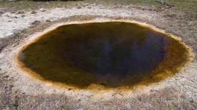 沸腾水喷水式饮水口喷泉活跃的喷泉主要火山喷发黄石公园国家公园怀俄明美国